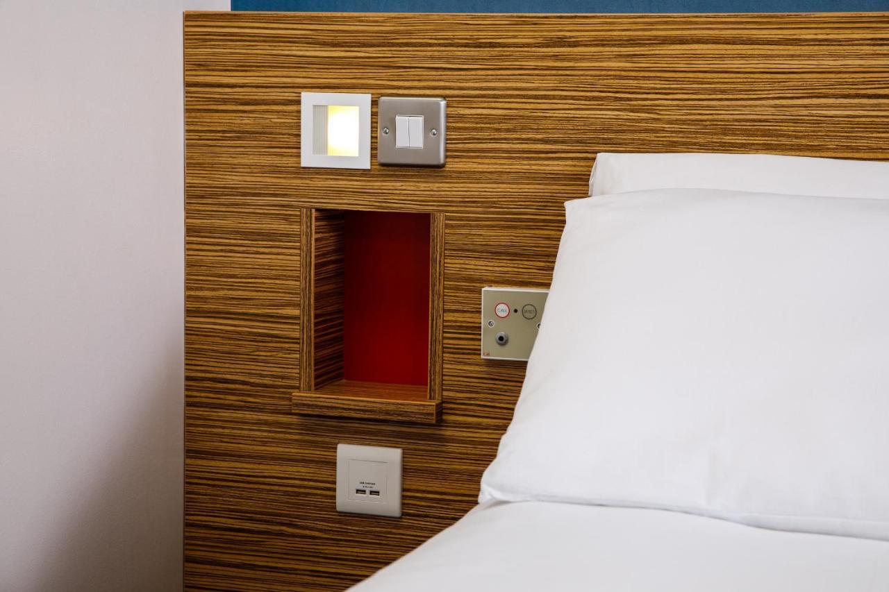 Ibis Budget Lancaster Centre Esterno foto
