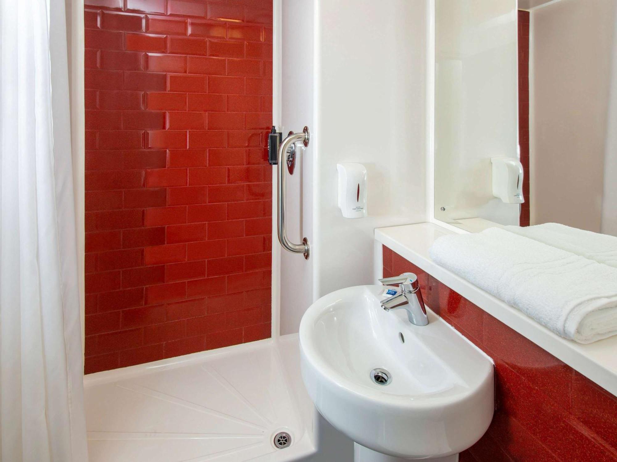 Ibis Budget Lancaster Centre Esterno foto